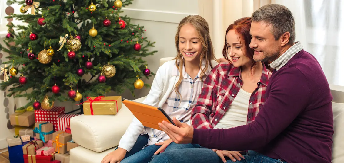 single Dad with two teen daughters on Christmas