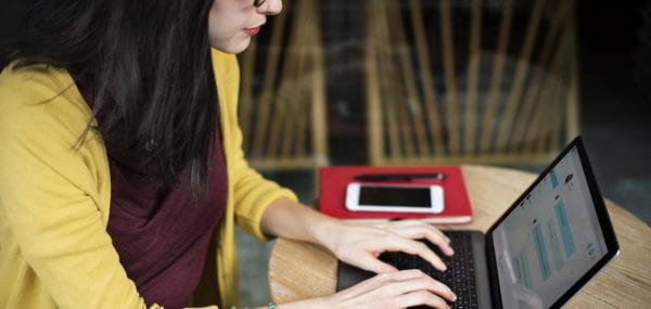 Colleges Checking Social Media: 3 Ways to Build an Online Resume