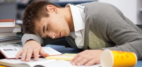 “I’m Not Tired.” Manage Tween Sleeping Patterns Changes
