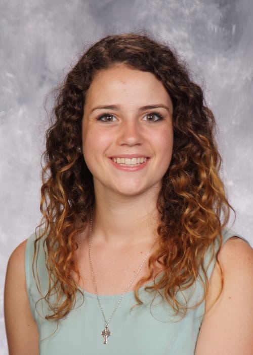 Headshot Lexi Hubbel is senior at Western Reserve Academy in Hudson, Ohio.