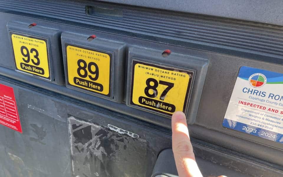 How To Pump Gas 5 Step Guide For FirstTimers (With Pictures!)