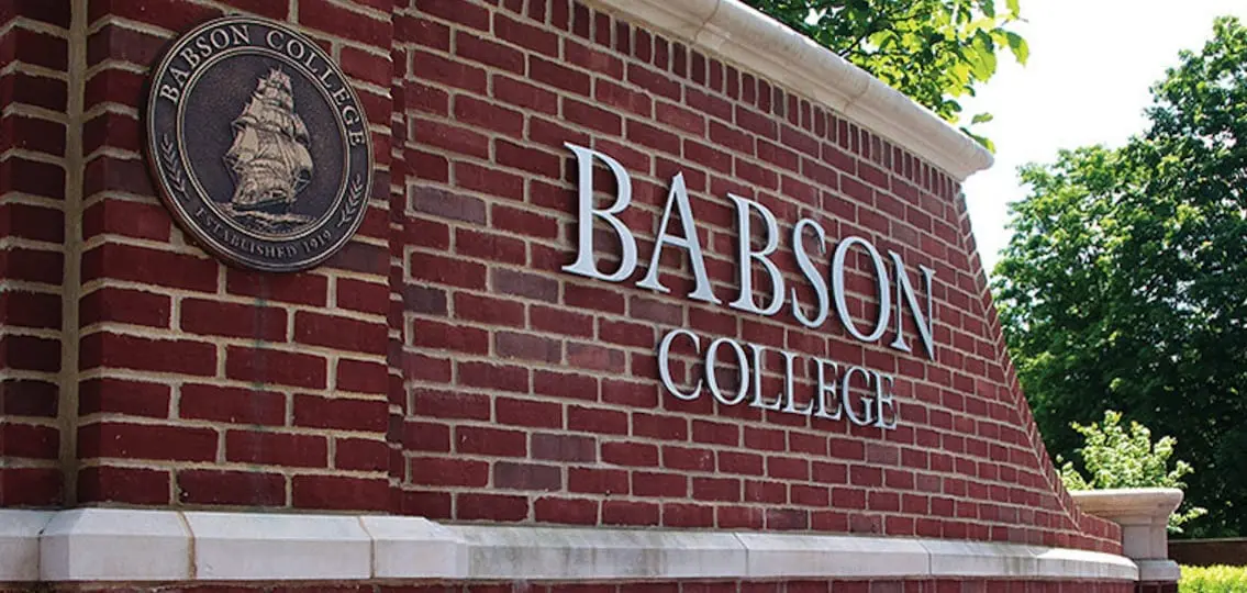 Babson college front gate