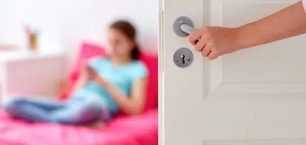 Teenagers and Privacy: My Tween Is Closing Her Bedroom Door