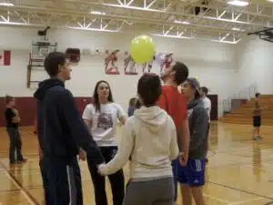 balloon keep up brain break games