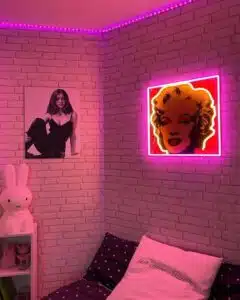 neon sign dorm decor
