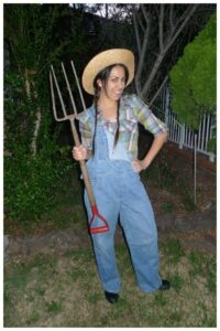 dress like a farmer day