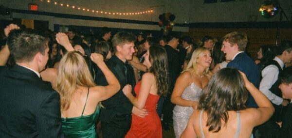 What Is Prom? Costs, Traditions, and What to Wear