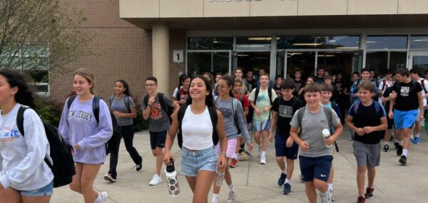 18 Ideas for Last Day of School Traditions!