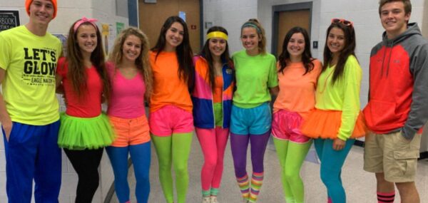 Bright and Colorful Neon Day Ideas